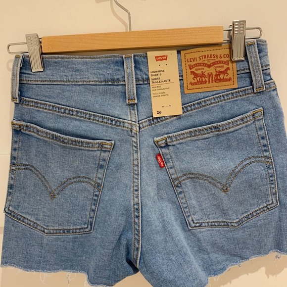 Levi's | High Rise Jean Shorts - Picture 2 of 3